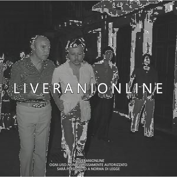 RETROSPETTIVA SALVATORE SAMPERI REGISTA NELLA FOTO SALVATORE SAMPERI A TAORMINA NELL\'ANNO 1974 AG ALDO LIVERANI SAS