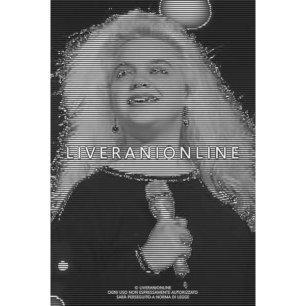 NIKKA COSTA CANTANTE RETROSPETTIVA NELLA FOTO AL FESTIVAL DI SANREMO NELL\'ANNO 1990 AG ALDO LIVERANI SAS