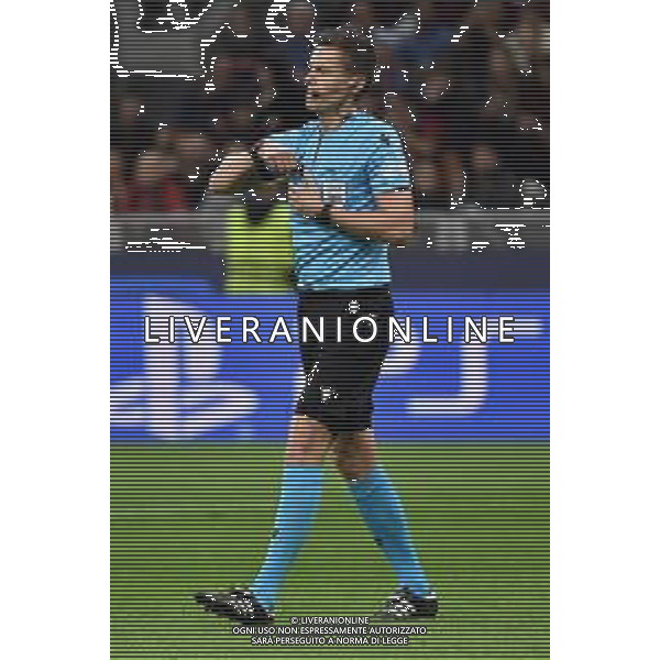 l\'arbitro Daniel Siebert (GER) Milan vs Chelsea Milano 11-10-2022 Stadio Giuseppe Meazza - San Siro UEFA Champions League fase a gironi gruppo E - 4a giornata foto Roberto Garavaglia/ag. Aldo Liverani sas