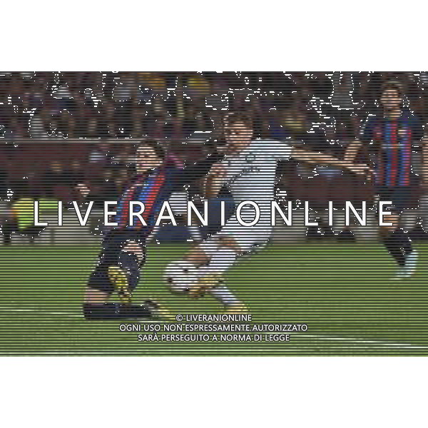 Nicolo\' Barella (Inter) segna il gol dell\'1 a 1 Barcellona vs Inter Barcellona (SPA) 12-10-2022 Stadio Camp Nou UEFA Champions League fase a gironi gruppo C - 4a giornata foto Roberto Garavaglia/ag. Aldo Liverani sas / AGENZIA ALDO LIVERANI SAS