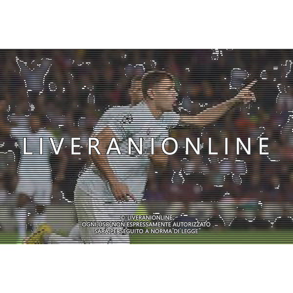 Nicolo\' Barella (Inter) esulta dopo il gol dell\'1 a 1 Barcellona vs Inter Barcellona (SPA) 12-10-2022 Stadio Camp Nou UEFA Champions League fase a gironi gruppo C - 4a giornata foto Roberto Garavaglia/ag. Aldo Liverani sas / AGENZIA ALDO LIVERANI SAS
