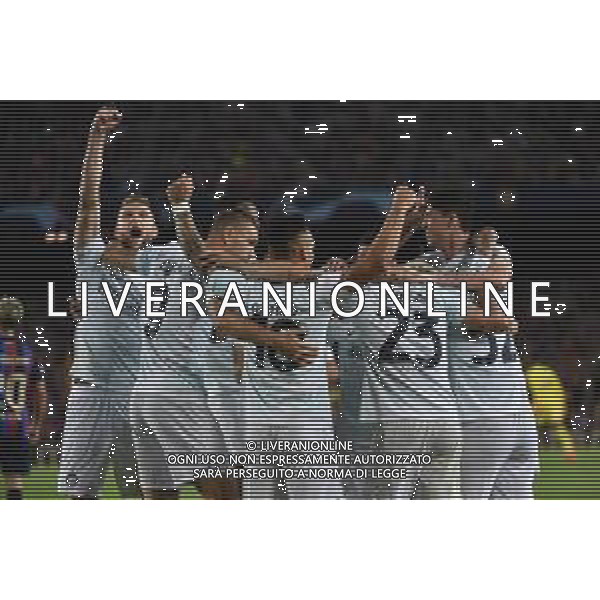 esultanza Inter dopo il gol dell\'1 a 1 Nicolo\' Barella Barcellona vs Inter Barcellona (SPA) 12-10-2022 Stadio Camp Nou UEFA Champions League fase a gironi gruppo C - 4a giornata foto Roberto Garavaglia/ag. Aldo Liverani sas / AGENZIA ALDO LIVERANI SAS