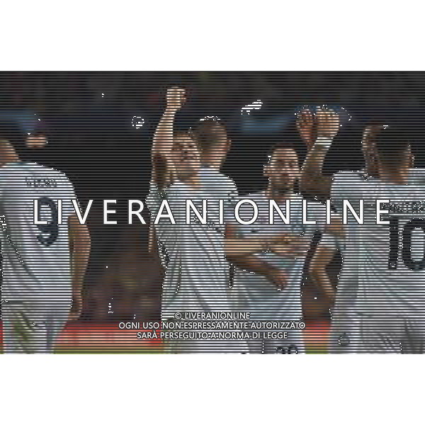 Nicolo\' Barella (Inter) esulta dopo il gol dell\'1 a 1 Barcellona vs Inter Barcellona (SPA) 12-10-2022 Stadio Camp Nou UEFA Champions League fase a gironi gruppo C - 4a giornata foto Roberto Garavaglia/ag. Aldo Liverani sas / AGENZIA ALDO LIVERANI SAS