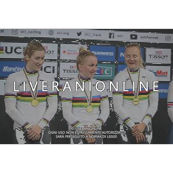 12-10-2022 World Championships Elite Women Track; Giornata 01; 2022, Germany; Friedrich, Lea Sophie; Grabosch, Pauline Sophie; Hinze, Emma; Saint Quentin En Yvelines; ©SIROTTI / AGENZIA ALDO LIVERANI SAS
