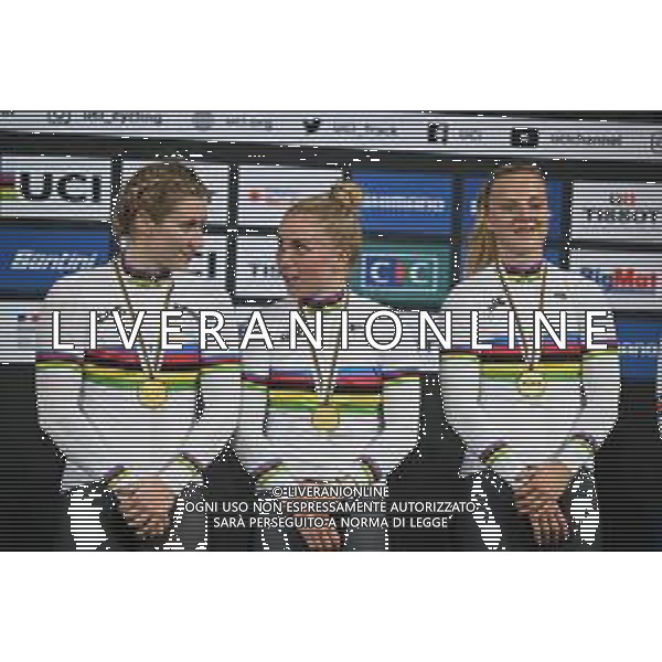 12-10-2022 World Championships Elite Women Track; Giornata 01; 2022, Germany; Friedrich, Lea Sophie; Grabosch, Pauline Sophie; Hinze, Emma; Saint Quentin En Yvelines; ©SIROTTI / AGENZIA ALDO LIVERANI SAS