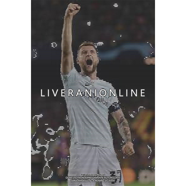 Milan Skriniar (Inter) esulta dopo il gol dell\'1 a 1 segnato da Nicolo\' Barella (Inter) Barcellona vs Inter Barcellona (SPA) 12-10-2022 Stadio Camp Nou UEFA Champions League fase a gironi gruppo C - 4a giornata foto Roberto Garavaglia/ag. Aldo Liverani sas / AGENZIA ALDO LIVERANI SAS