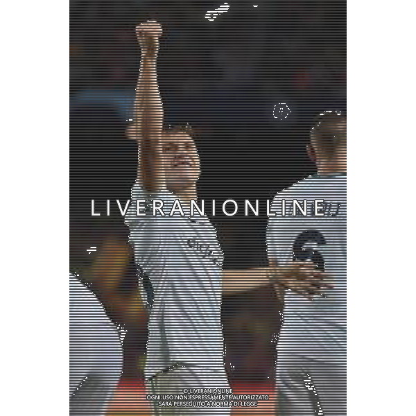 Nicolo\' Barella (Inter) esulta dopo il gol dell\'1 a 1 Barcellona vs Inter Barcellona (SPA) 12-10-2022 Stadio Camp Nou UEFA Champions League fase a gironi gruppo C - 4a giornata foto Roberto Garavaglia/ag. Aldo Liverani sas / AGENZIA ALDO LIVERANI SAS