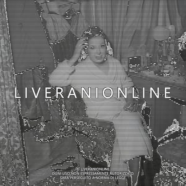 RETROSPETTIVA MARISA DEL FRATE ATTRICE NELLA FOTO MARISA DEL FRATE A MILANO NELL\'ANNO 1963  AG ALDO LIVERANI SAS  