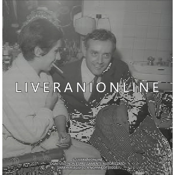 RETROSPETTIVA MARISA DEL FRATE ATTRICE NELLA FOTO MARISA DEL FRATE A MILANO NELL\'ANNO 1963 CON DARIO FO AG ALDO LIVERANI SAS  