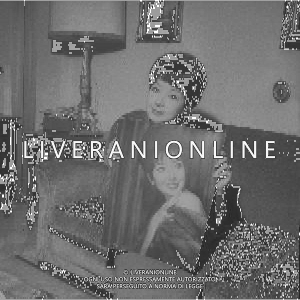 RETROSPETTIVA MARISA DEL FRATE ATTRICE NELLA FOTO MARISA DEL FRATE A MILANO NELL\'ANNO 1964  AG ALDO LIVERANI SAS 