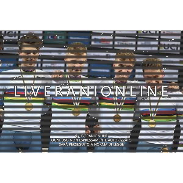 13-10-2022 World Championships Elite Track; Giornata 02; 2022, Great Britain; Hayter, Ethan; Wood, Oliver; Vernon, Ethan; Bigham, Daniel; Saint Quentin En Yvelines; ©SIROTTI / AGENZIA ALDO LIVERANI SAS