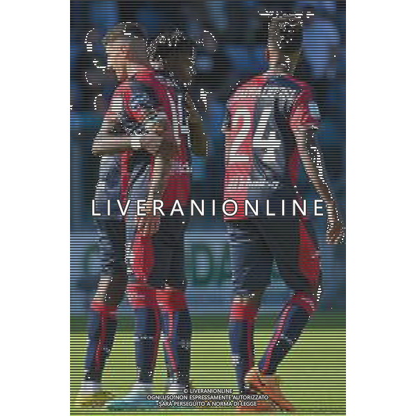 15-10-2022. Cagliari Calcio-Brescia F.C. 9° giornata serie BKT 2022/2023, stadio Unipol Domus Cagliari. Foto Salvatore Moi/Aldo Liverani s.a.s. Nella foto: Esultanza giocatori Cagliari a fine gara, Cagliari batte Brescia ©MOI / AGENZIA ALDO LIVERANI SAS