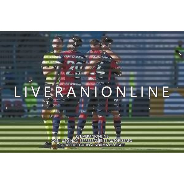 15-10-2022. Cagliari Calcio-Brescia F.C. 9° giornata serie BKT 2022/2023, stadio Unipol Domus Cagliari. Foto Salvatore Moi/Aldo Liverani s.a.s. Nella foto: Esultanza giocatori Cagliari a fine gara, Cagliari batte Brescia ©MOI / AGENZIA ALDO LIVERANI SAS