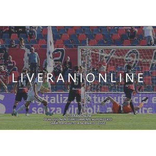 Cosenza vs Genoa Serie B 2022-2023. Otctober 15, 2022 at Stadio San Vito-Marulla in Cosenza, Italy. In pic: Kevin Strootman gol ©Andrea Rosito / AGENZIA ALDO LIVERANI SAS
