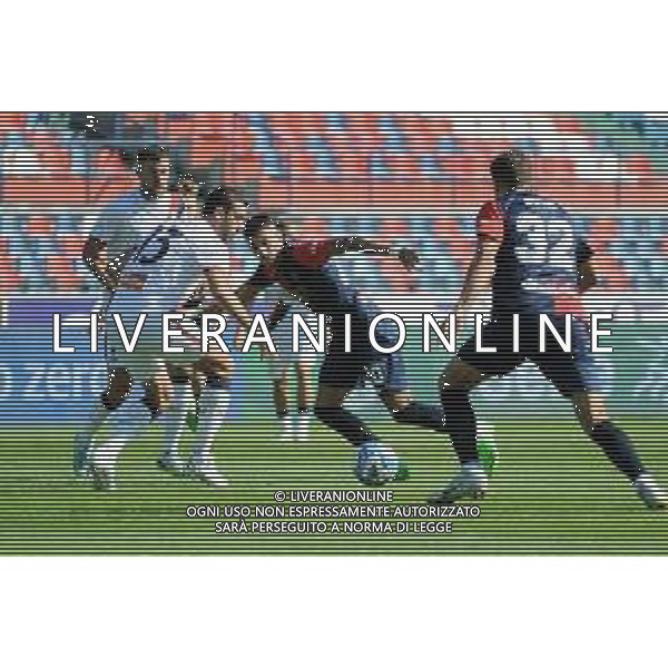 Cosenza vs Genoa Serie B 2022-2023. Otctober 15, 2022 at Stadio San Vito-Marulla in Cosenza, Italy. In pic: Marco Nasti, Kevin Strootman and Mattia Bani ©Andrea Rosito / AGENZIA ALDO LIVERANI SAS