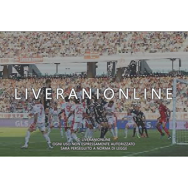BARI - ASCOLI CAMPIONATO CALCIO SERIE BKT 15.10.2022 NELLA FOTO CONTRASTO DI GIOCO IN AREA - QUARANTA DANILO ©SERINO / AGENZIA ALDO LIVERANI SAS
