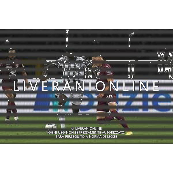 Torino 15.10.2022 Stadio Grande Torino ©Manuela Viganti/Agenzia Aldo Liverani Torino vs Juventus Campionato Calcio Serie A TIM 2022/2023 10a giornata Nella foto: sasa lukic e moise kean ©/ AGENZIA ALDO LIVERANI SAS