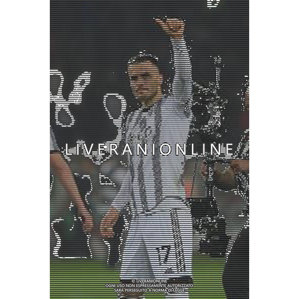 Torino 15.10.2022 Stadio Grande Torino ©Manuela Viganti/Agenzia Aldo Liverani Torino vs Juventus Campionato Calcio Serie A TIM 2022/2023 10a giornata Nella foto: filip kostic saluta i tifosi ©/ AGENZIA ALDO LIVERANI SAS