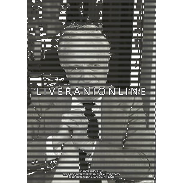 RETROSPETTIVA RUGGERO ORLANDO GIORNALISTA E POLITICO NELLA FOTO RUGGERO ORLANDO NELL\'ANNO 1983 A VENEZIA AG ALDO LIVERANI SAS 