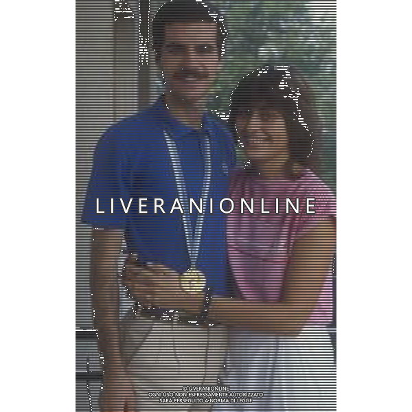 RETROSPETTIVA ALBERTO COVA ATLETA NELLA FOTO ALBERTO COVA CON LA MOGLIE ANNA MOLTENI NELL\'ANNO 1983 AG ALDO LIVERANI SAS 