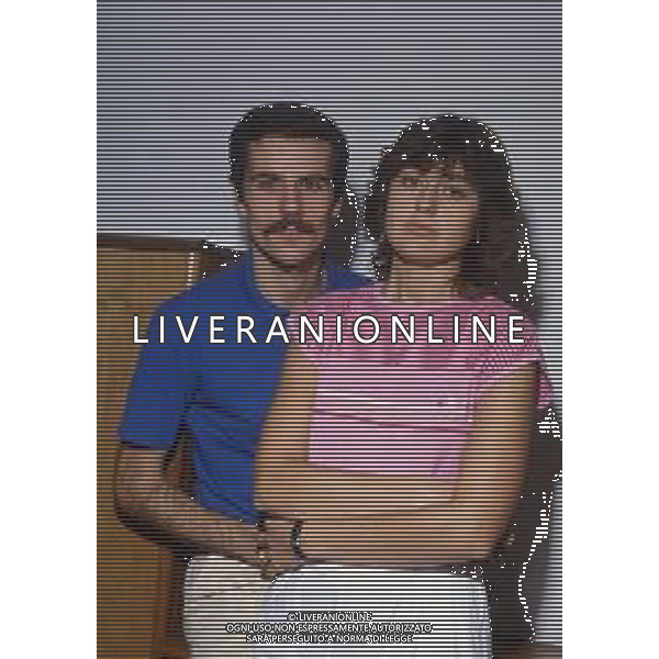 RETROSPETTIVA ALBERTO COVA ATLETA NELLA FOTO ALBERTO COVA CON LA MOGLIE ANNA MOLTENI NELL\'ANNO 1983 AG ALDO LIVERANI SAS 