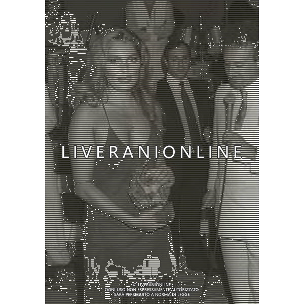 RETROSPETTIVA ELEONORA VALLONE ATTRICE NELLA FOTO ELEONORA VALLONE NELL\'ANNO 1980 A RICCIONE AG ALDO LIVERANI SAS