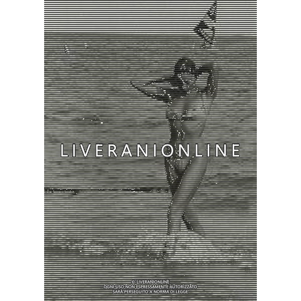 RETROSPETTIVA ELEONORA VALLONE ATTRICE NELLA FOTO ELEONORA VALLONE NELL\'ANNO 1983 A VENEZIA AG ALDO LIVERANI SAS  