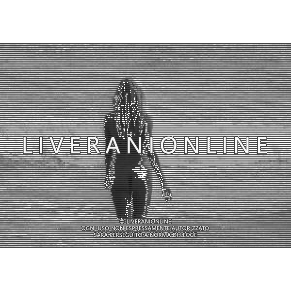 RETROSPETTIVA ELEONORA VALLONE ATTRICE NELLA FOTO ELEONORA VALLONE NELL\'ANNO 1983 A VENEZIA AG ALDO LIVERANI SAS  
