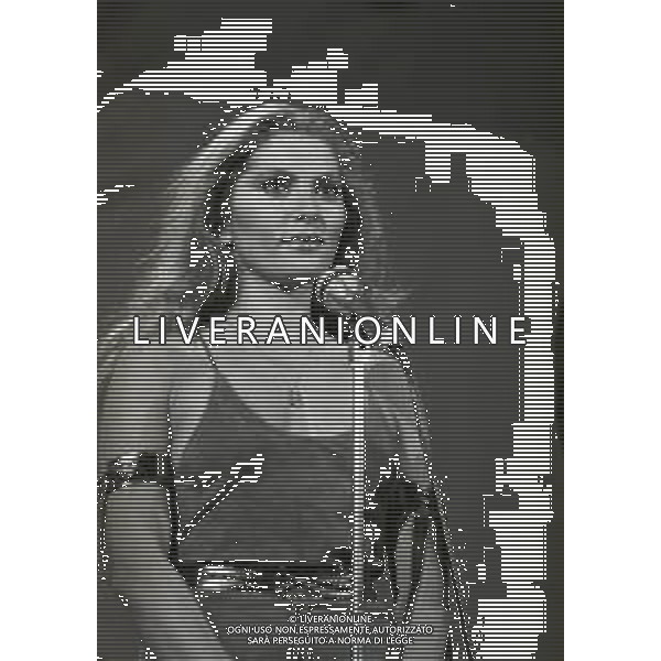 RETROSPETTIVA ELEONORA VALLONE ATTRICE NELLA FOTO ELEONORA VALLONE NELL\'ANNO 1981 A SANREMO AG ALDO LIVERANI SAS 
