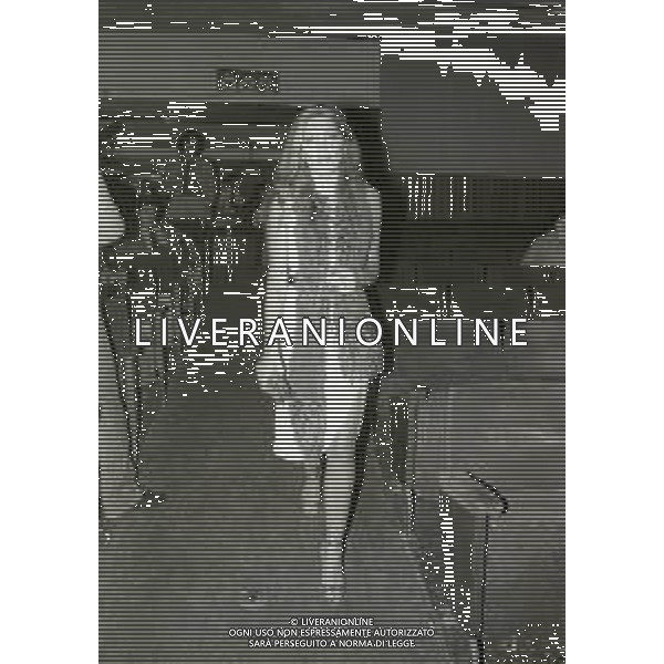 RETROSPETTIVA ELEONORA VALLONE ATTRICE NELLA FOTO ELEONORA VALLONE NELL\'ANNO 1981 A SANREMO AG ALDO LIVERANI SAS 