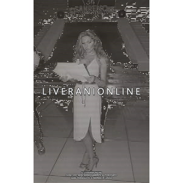 RETROSPETTIVA ELEONORA VALLONE ATTRICE NELLA FOTO ELEONORA VALLONE NELL\'ANNO 1981 A SANREMO AG ALDO LIVERANI SAS 