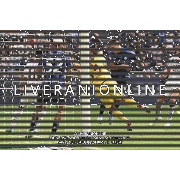 Lautaro Martinez (Inter) occasione da gol per il possibile 2 a 0 Inter vs Salernitana Milano 16-10-2022 Stadio Giuseppe Meazza - San Siro Campionato Serie A TIM - 10a giornata foto Roberto Garavaglia/ag. Aldo Liverani sas / AGENZIA ALDO LIVERANI SAS