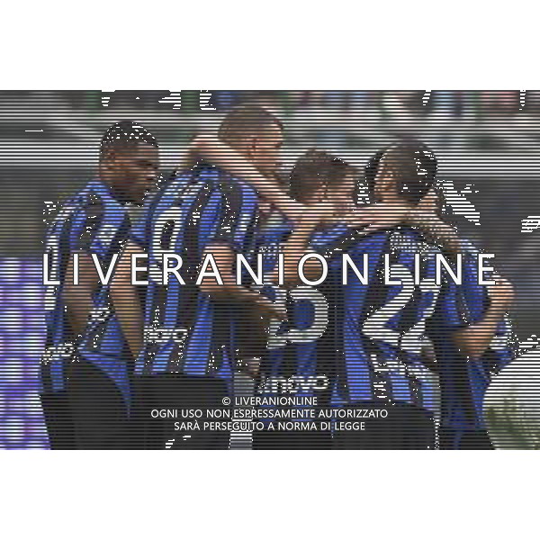 esultanza Inter dopo il gol del 2 a 0 Nicolo\' Barella Inter vs Salernitana Milano 16-10-2022 Stadio Giuseppe Meazza - San Siro Campionato Serie A TIM - 10a giornata foto Roberto Garavaglia/ag. Aldo Liverani sas / AGENZIA ALDO LIVERANI SAS
