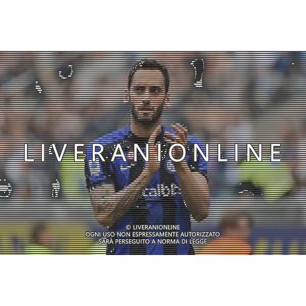 Hakan Calhanoglu (Inter) Inter vs Salernitana Milano 16-10-2022 Stadio Giuseppe Meazza - San Siro Campionato Serie A TIM - 10a giornata foto Roberto Garavaglia/ag. Aldo Liverani sas / AGENZIA ALDO LIVERANI SAS