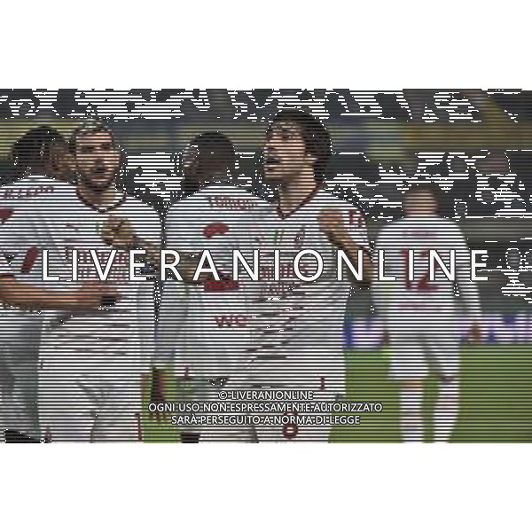 Sandro Tonali (Milan) esulta dopo il gol del 2 a 1 Hellas Verona vs Milan Verona 16-10-2022 Stadio Marcantonio Bentegodi Campionato Serie A TIM - 10a giornata foto Roberto Garavaglia/ag. Aldo Liverani sas/ AGENZIA ALDO LIVERANI SAS