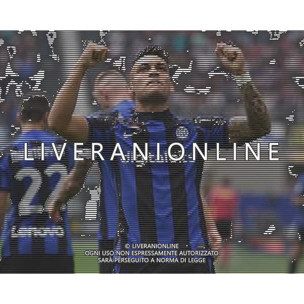 Lautaro Martinez (Inter) esulta dopo il gol dell\'1 a 0 Inter vs Salernitana Milano 16-10-2022 Stadio Giuseppe Meazza - San Siro Campionato Serie A TIM - 10a giornata foto Roberto Garavaglia/ag. Aldo Liverani sas / AGENZIA ALDO LIVERANI SAS