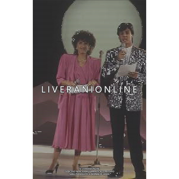 RETROSPETTIVA ANNA PETTINELLI CONDUTTRICE RADIOFONICA NELLA FOTO ANNA PETTINELLI NELL\'ANNO 1988 CON GIANNI BERARDINIS AG ALDO LIVERANI SAS