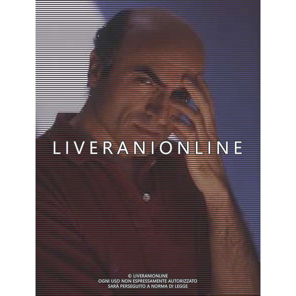 RETROSPETTIVA IVANO MARESCOTTI ATTORE E REGISTA TEATRALE NELLA FOTO IVANO MARESCOTTI IN SALA DI POSA NELL\'ANNO 2000 AG ALDO LIVERANI SAS