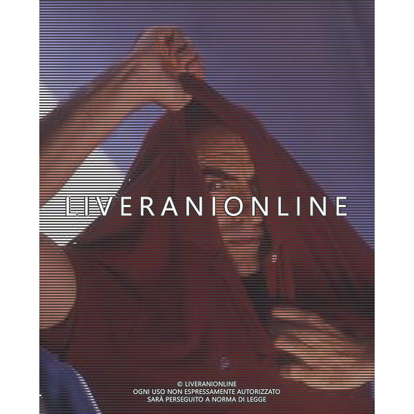 RETROSPETTIVA IVANO MARESCOTTI ATTORE E REGISTA TEATRALE NELLA FOTO IVANO MARESCOTTI IN SALA DI POSA NELL\'ANNO 2000 AG ALDO LIVERANI SAS
