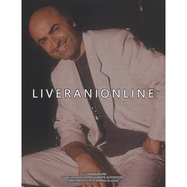 RETROSPETTIVA IVANO MARESCOTTI ATTORE E REGISTA TEATRALE NELLA FOTO IVANO MARESCOTTI IN SALA DI POSA NELL\'ANNO 2000 AG ALDO LIVERANI SAS