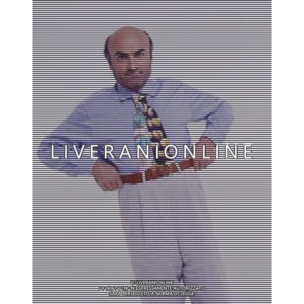 RETROSPETTIVA IVANO MARESCOTTI ATTORE E REGISTA TEATRALE NELLA FOTO IVANO MARESCOTTI IN SALA DI POSA NELL\'ANNO 2000 AG ALDO LIVERANI SAS