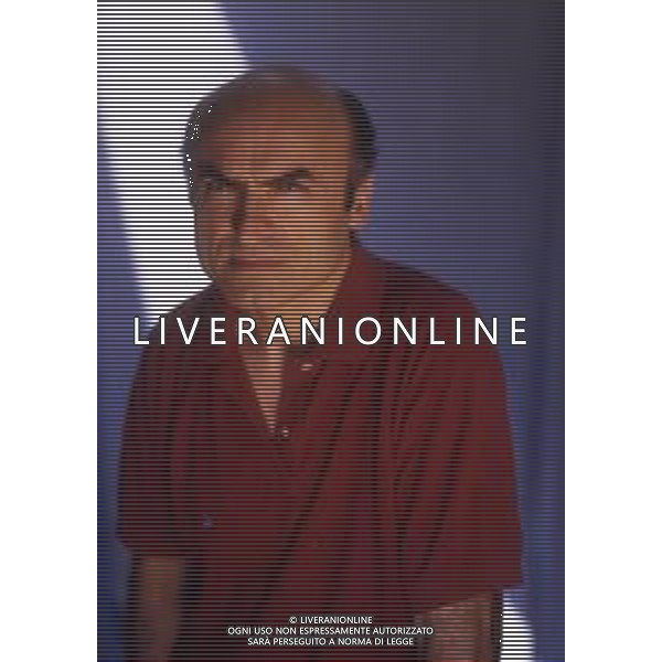 RETROSPETTIVA IVANO MARESCOTTI ATTORE E REGISTA TEATRALE NELLA FOTO IVANO MARESCOTTI IN SALA DI POSA NELL\'ANNO 2000 AG ALDO LIVERANI SAS