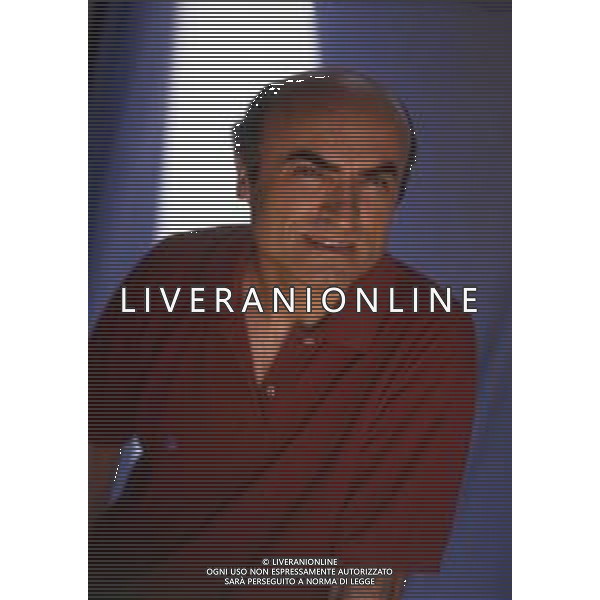 RETROSPETTIVA IVANO MARESCOTTI ATTORE E REGISTA TEATRALE NELLA FOTO IVANO MARESCOTTI IN SALA DI POSA NELL\'ANNO 2000 AG ALDO LIVERANI SAS