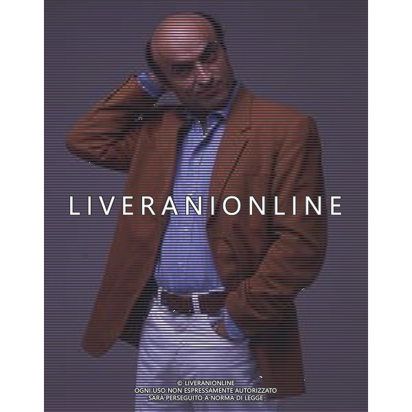 RETROSPETTIVA IVANO MARESCOTTI ATTORE E REGISTA TEATRALE NELLA FOTO IVANO MARESCOTTI IN SALA DI POSA NELL\'ANNO 2000 AG ALDO LIVERANI SAS