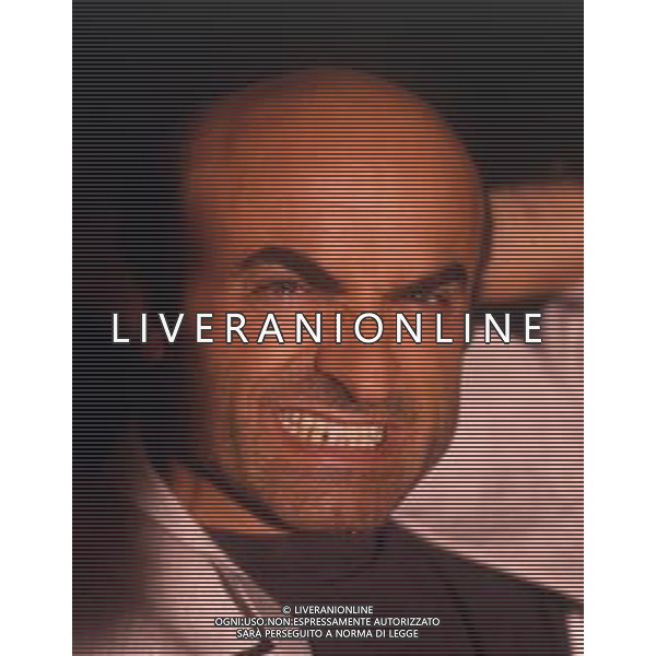 RETROSPETTIVA IVANO MARESCOTTI ATTORE E REGISTA TEATRALE NELLA FOTO IVANO MARESCOTTI IN SALA DI POSA NELL\'ANNO 2000 AG ALDO LIVERANI SAS