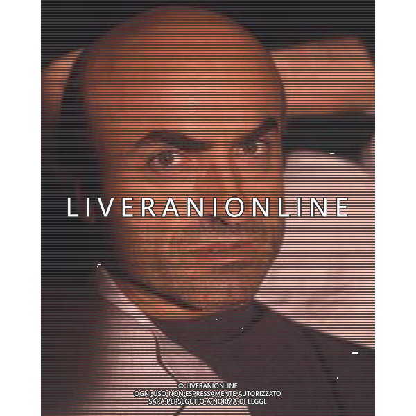 RETROSPETTIVA IVANO MARESCOTTI ATTORE E REGISTA TEATRALE NELLA FOTO IVANO MARESCOTTI IN SALA DI POSA NELL\'ANNO 2000 AG ALDO LIVERANI SAS