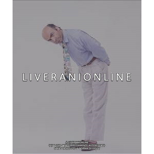 RETROSPETTIVA IVANO MARESCOTTI ATTORE E REGISTA TEATRALE NELLA FOTO IVANO MARESCOTTI IN SALA DI POSA NELL\'ANNO 2000 AG ALDO LIVERANI SAS