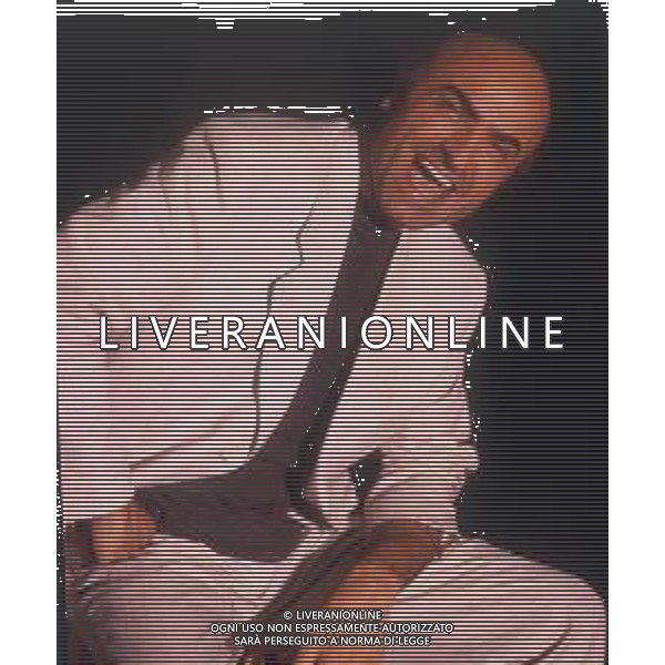 RETROSPETTIVA IVANO MARESCOTTI ATTORE E REGISTA TEATRALE NELLA FOTO IVANO MARESCOTTI IN SALA DI POSA NELL\'ANNO 2000 AG ALDO LIVERANI SAS