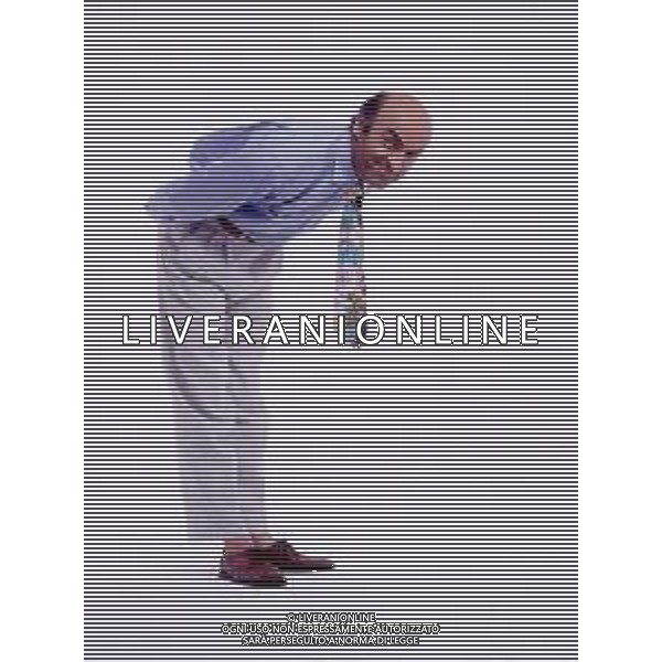 RETROSPETTIVA IVANO MARESCOTTI ATTORE E REGISTA TEATRALE NELLA FOTO IVANO MARESCOTTI IN SALA DI POSA NELL\'ANNO 2000 AG ALDO LIVERANI SAS