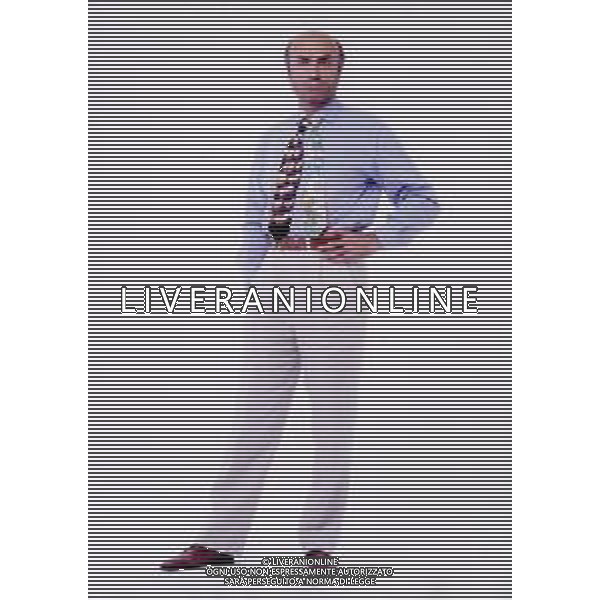 RETROSPETTIVA IVANO MARESCOTTI ATTORE E REGISTA TEATRALE NELLA FOTO IVANO MARESCOTTI IN SALA DI POSA NELL\'ANNO 2000 AG ALDO LIVERANI SAS